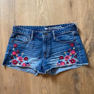 GAP Floral Embroidered Jean Shorts - Size 6